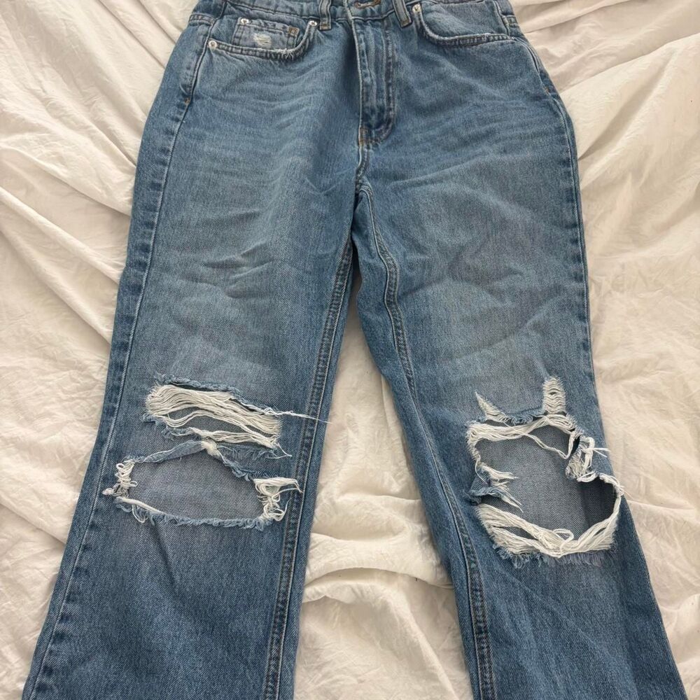 URBAN OUTFITTERS BDG Medium Wash Ripped Distressed Women's Blue Sz 25 Jeans